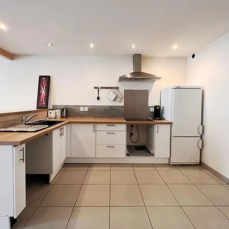 Charmante Echoppe Bordelaise A Deux Pas Du Centre Semesterbostad Cenon